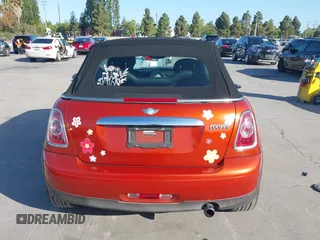 2012 MINI Convertible with VIN WMWZN3C54CT134124, listed as a IAAI auction lot 42313148 with 119,963 mi miles and . Bid and sale history available at DreamBid. Image 17.
