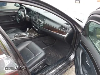 2015 BMW 5 Series 535i xDrive with VIN WBA5B3C59FD545279, listed as a IAAI auction lot 41810032 with 122,936 mi miles. Bid and sale history available at carsss.com. Image 5.
