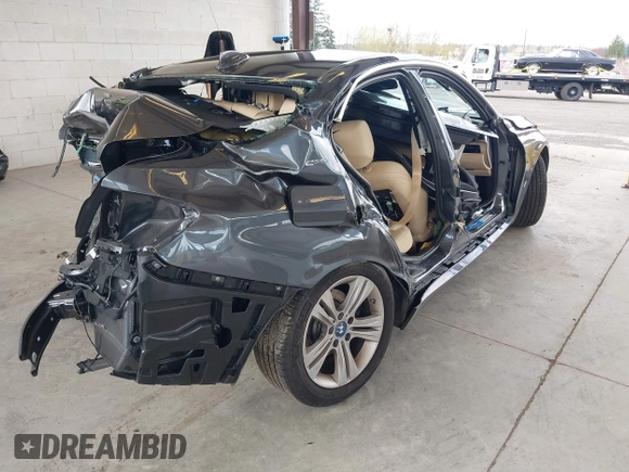 2017 BMW 3 Series 330e iPerformance with VIN WBA8E1C36HA156286, listed as a IAAI auction lot 41939997 with Not Provided miles. Bid and sale history available at carsss.com. Image 4.