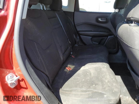 2018 Jeep Compass Sport z VIN 3C4NJDAB6JT101655, wystawiony jako Copart lot #55468205 z przebiegiem 125 766 mil mil oraz Szkoda całkowita • Salvage title. Historia ofert i sprzedaży dostępna na DreamBid. Obrazek 11.