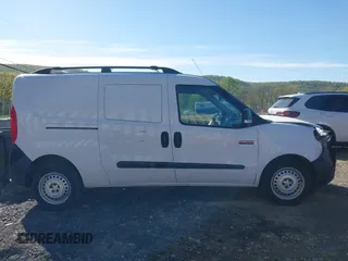 2019 Ram ProMaster City Cargo Tradesman z VIN ZFBHRFAB3K6N55295, wystawiony jako IAAI lot #42144176 z przebiegiem 69 262 mil mil oraz . Historia ofert i sprzedaży dostępna na DreamBid. Obrazek 13.