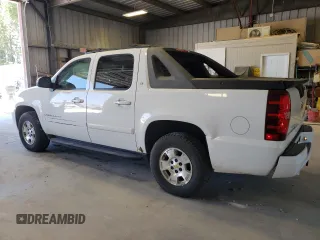 2008 Chevrolet Avalanche LTZ with VIN 3GNFK12308G169094, listed as a Copart auction lot 61630444 with 242,434 mi miles and Salvage Title. Bid and sale history available at carsss.com. Image 2.