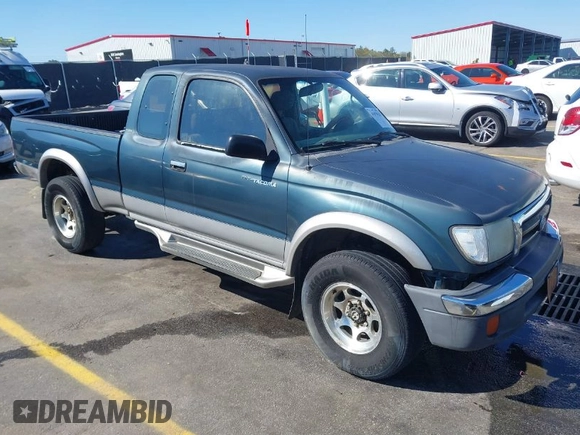 1998 Toyota Tacoma with VIN 4TAWN72N5WZ120258, listed as a IAAI auction lot 41878138 with 268,640 mi miles and . Bid and sale history available at DreamBid. Image 1.