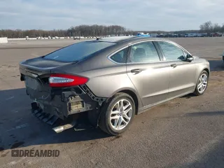 2013 Ford Fusion SE with VIN 3FA6P0HR5DR226068, listed as a IAAI auction lot 41532743 with 153,148 mi miles. Bid and sale history available at carsss.com. Image 4.