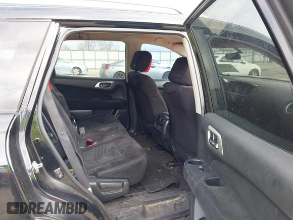 2014 Nissan Pathfinder SL with VIN 5N1AR2MM0EC607116, listed as a IAAI auction lot 41944716 with 215,670 mi miles and . Bid and sale history available at DreamBid. Image 8.