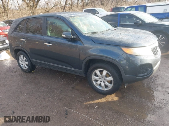 2011 Kia Sorento LX with VIN 5XYKT3A1XBG113928, listed as a IAAI auction lot 41722506 with 189,039 mi miles. Bid and sale history available at carsss.com. Image 1.