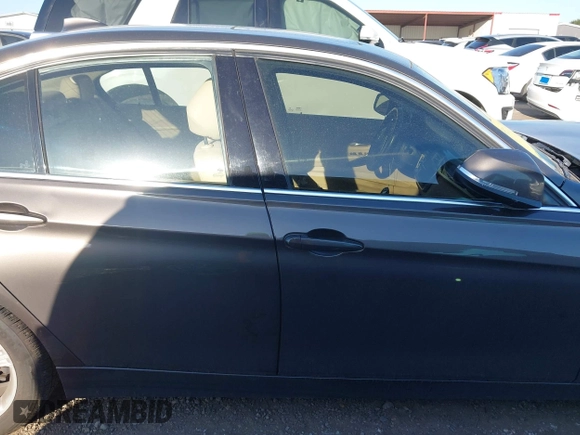 2013 BMW 3 Series 328i с VIN WBA3A5C5XDF601186, выставлен на аукционе IAAI как лот 42235936 с пробегом 207 589 миль миль и . История ставок и продаж доступна на DreamBid. Изображение 14.
