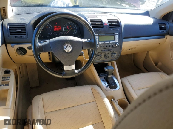 2008 Volkswagen Jetta Wolfsburg Edition z VIN 3VWRJ71K48M127241, wystawiony jako Copart lot #83201434 z przebiegiem 158 145 mil mil oraz Szkoda całkowita • Salvage title. Historia ofert i sprzedaży dostępna na DreamBid. Obrazek 8.