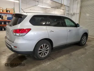 2014 Nissan Pathfinder Platinum with VIN 5N1AR2MN0EC634597, listed as a Copart auction lot 61038825 with 161,196 mi miles and Salvage title. Bid and sale history available at DreamBid. Image 3.