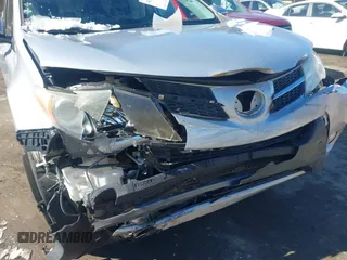 2013 Toyota RAV4 XLE with VIN JTMRFREV8DD039769, listed as a IAAI auction lot 41573734 with 111,129 mi miles. Bid and sale history available at carsss.com. Image 6.