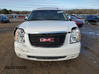 2011 GMC Yukon SLE with VIN 1GKS1AE00BR360697, listed as a Copart auction lot 88090545 with 0 mi miles and Salvage Title. Bid and sale history available at carsss.com. Image 5.