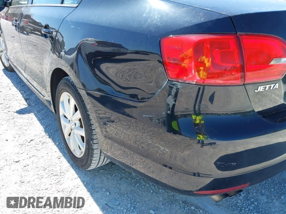 2014 Volkswagen Jetta SE с VIN 3VWD07AJ3EM367803, выставлен на аукционе IAAI как лот 41799074 с пробегом 124 592 миль миль и . История ставок и продаж доступна на DreamBid. Изображение 6.