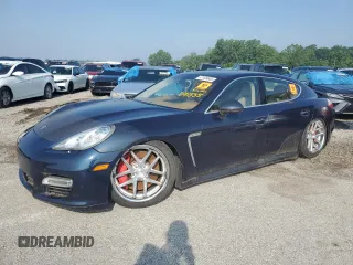 2010 Porsche Panamera Turbo z VIN WP0AC2A77AL091335, wystawiony jako Copart lot #57105045 z przebiegiem 139 769 mil mil oraz Czysty tytuł • Clean title. Historia ofert i sprzedaży dostępna na DreamBid. Obrazek 1.