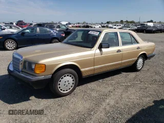 1983 Mercedes-Benz 300 SD with VIN WDBCB20A4DB051053, listed as a Copart auction lot 50746135 with 192,014 mi miles and Clean Title. Bid and sale history available at DreamBid. Image 1.