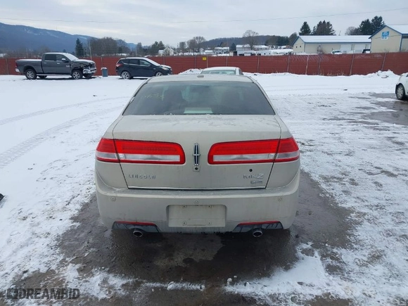 2010 Lincoln MKZ with VIN 3LNHL2JCXAR652653, listed as a IAAI auction lot 41353182 with 94,033 mi miles. Bid and sale history available at carsss.com. Image 16.