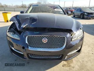 2017 Jaguar XJ with VIN SAJWJ2GD2H8W08337, listed as a Copart auction lot 44454715 with 89,424 mi miles and Salvage Title. Bid and sale history available at carsss.com. Image 5.