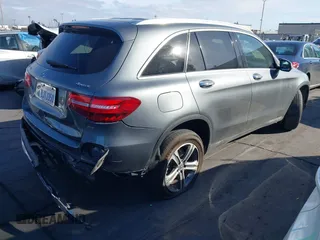 2019 Mercedes-Benz GLC 350e z VIN WDC0G5EB1KF579447, wystawiony jako IAAI lot #41534374 z przebiegiem 88 601 mil mil oraz . Historia ofert i sprzedaży dostępna na DreamBid. Obrazek 4.