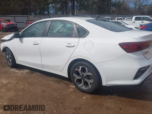 2021 Kia Forte LXS with VIN 3KPF24AD8ME309676, listed as a IAAI auction lot 41687663 with 73,104 mi miles and . Bid and sale history available at carsss.com. Image 3.