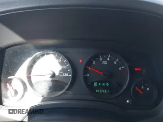 2011 Jeep Patriot Latitude with VIN 1J4NT1GB0BD105816, listed as a IAAI auction lot 41330180 with 143,431 mi miles. Bid and sale history available at carsss.com. Image 7.