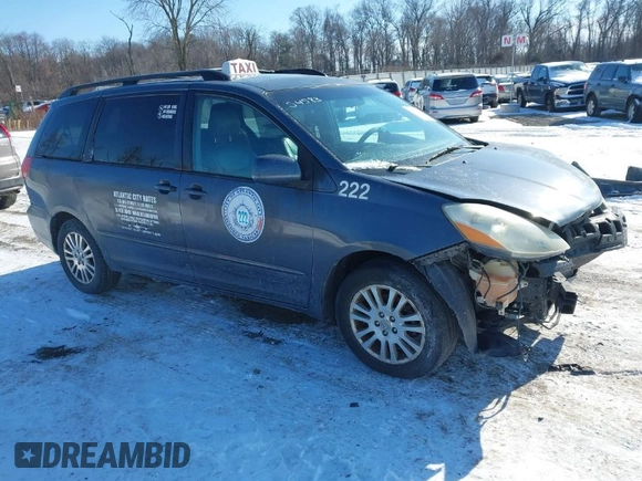 2007 Toyota Sienna XLE with VIN 5TDZK22C27S035151, listed as a IAAI auction lot 41380573 with 282,903 mi miles. Bid and sale history available at carsss.com. Image 1.
