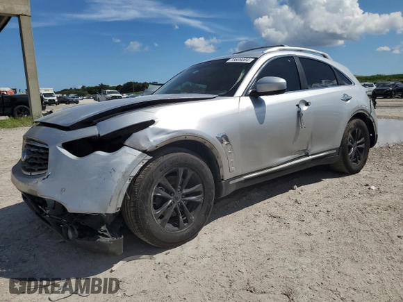 2011 Infiniti FX35 with VIN JN8AS1MU0BM711926, listed as a Copart auction lot 73609004 with 124,393 mi miles and Non Repairable. Bid and sale history available at carsss.com. Image 1.