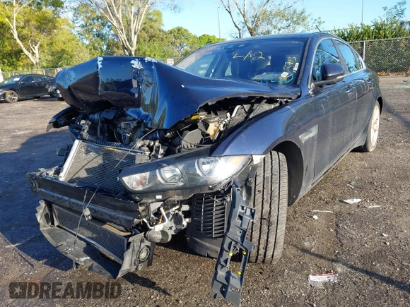 2017 Jaguar XE 25t Prestige with VIN SAJAE4BG2HA953713, listed as a IAAI auction lot 41657172 with 93,083 mi miles. Bid and sale history available at carsss.com. Image 6.