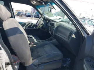 2002 Ford Explorer Sport Trac Value with VIN 1FMZU67E92UD16987, listed as a IAAI auction lot 41419841 with 243,176 mi miles and . Bid and sale history available at DreamBid. Image 5.