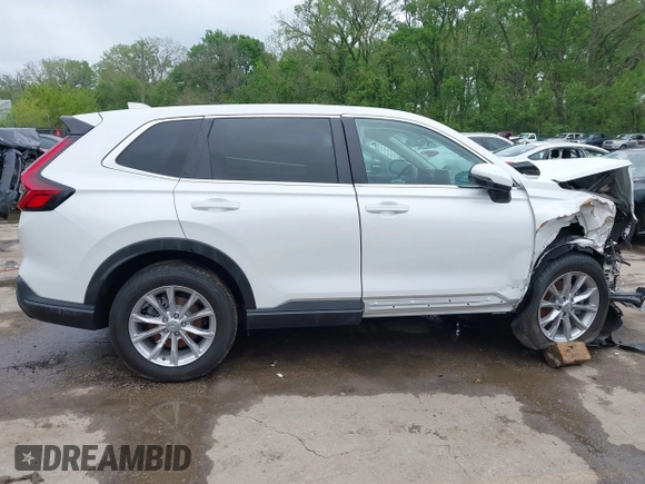 2025 Honda CR-V EX-L with VIN 2HKRS4H78SH407208, listed as a IAAI auction lot 41023125 with 5,817 mi miles and . Bid and sale history available at DreamBid. Image 13.