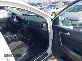 2020 Kia Sportage LX with VIN KNDPMCAC2L7776669, listed as a IAAI auction lot 41810620 with 186,599 mi miles and . Bid and sale history available at carsss.com. Image 5.