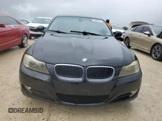 2009 BMW 3 Series 328i xDrive с VIN WBAPK73559A454418, выставлен на аукционе Copart как лот 56914195 с пробегом 105 874 миль миль и На запчасти • Non repairable. История ставок и продаж доступна на DreamBid. Изображение 5.