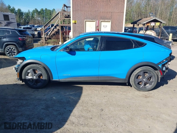 2023 Ford Mustang Mach-E Select z VIN 3FMTK1SS3PMA28535, wystawiony jako IAAI lot #42127075 z przebiegiem 28 092 mil mil oraz . Historia ofert i sprzedaży dostępna na DreamBid. Obrazek 15.