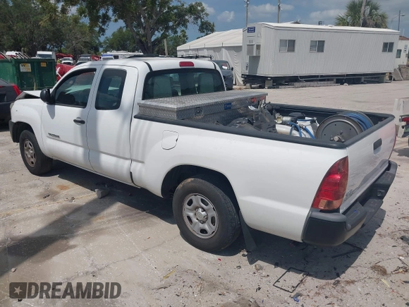 2013 Toyota Tacoma with VIN 5TFTX4CNXDX030000, listed as a IAAI auction lot 42098777 with 198,791 mi miles and . Bid and sale history available at DreamBid. Image 3.