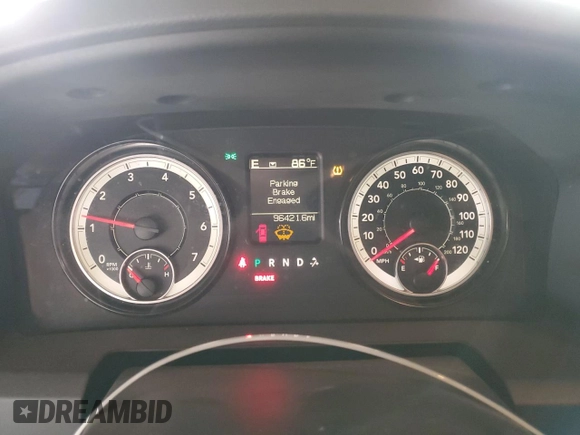2017 Ram 1500 Express z VIN 3C6RR7KT0HG687881, wystawiony jako Copart lot #51877815 z przebiegiem 96 421 mil mil oraz Szkoda całkowita • Salvage title. Historia ofert i sprzedaży dostępna na DreamBid. Obrazek 9.