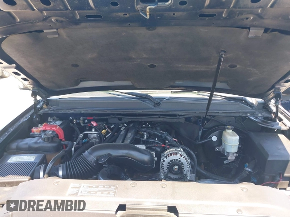 2007 Chevrolet Suburban LS with VIN 1GNFC16077J315274, listed as a IAAI auction lot 42629624 with 217,224 mi miles and . Bid and sale history available at DreamBid. Image 10.