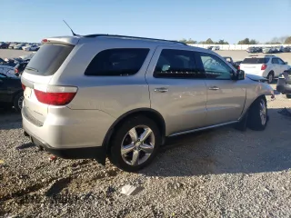 2011 Dodge Durango Citadel с VIN 1D4SE5GT7BC638385, выставлен на аукционе Copart как лот 76947344 с пробегом 159 164 миль миль и На запчасти • Non repairable. История ставок и продаж доступна на DreamBid. Изображение 3.