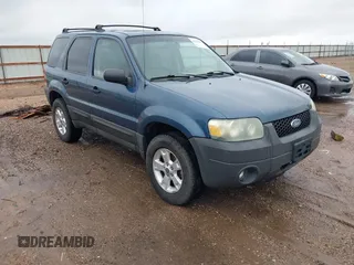 2005 Ford Escape XLT z VIN 1FMYU931X5DA21790, wystawiony jako IAAI lot #42207801 z przebiegiem 188 531 mil mil oraz . Historia ofert i sprzedaży dostępna na DreamBid. Obrazek 1.