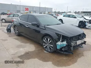 2019 Nissan Altima 2.5 Platinum with VIN 1N4BL4FV2KC207507, listed as a IAAI auction lot 41537675 with 69,872 mi miles. Bid and sale history available at carsss.com. Image 1.