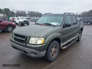 2003 Ford Explorer Sport Trac XLS with VIN 1FMZU77E13UC32685, listed as a IAAI auction lot 41428621 with 272,225 mi miles. Bid and sale history available at carsss.com. Image 2.