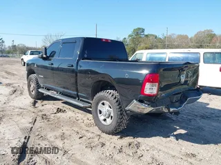 2020 Ram 2500 Big Horn with VIN 3C6UR5DL3LG159756, listed as a IAAI auction lot 41672866 with 89,417 mi miles and . Bid and sale history available at DreamBid. Image 3.