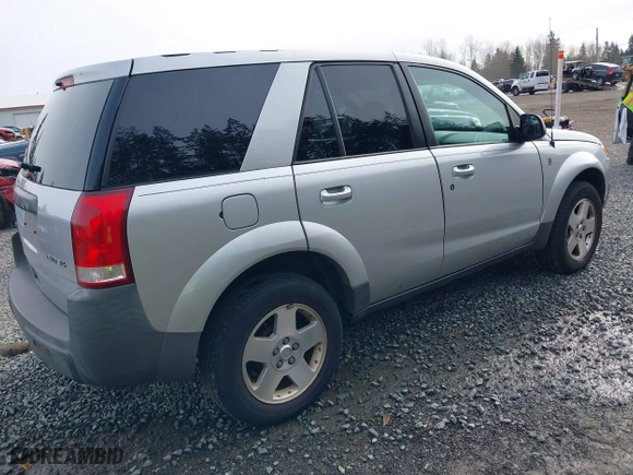 2004 Saturn VUE V6 with VIN 5GZCZ63424S857031, listed as a IAAI auction lot 41756123 with 126,475 mi miles. Bid and sale history available at carsss.com. Image 4.