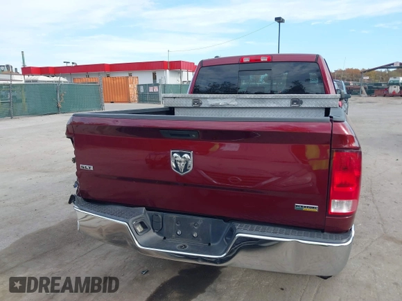 2017 Ram 1500 SLT z VIN 1C6RR6GG8HS747159, wystawiony jako IAAI lot #40783594 z przebiegiem 184 719 mil mil oraz . Historia ofert i sprzedaży dostępna na DreamBid. Obrazek 16.