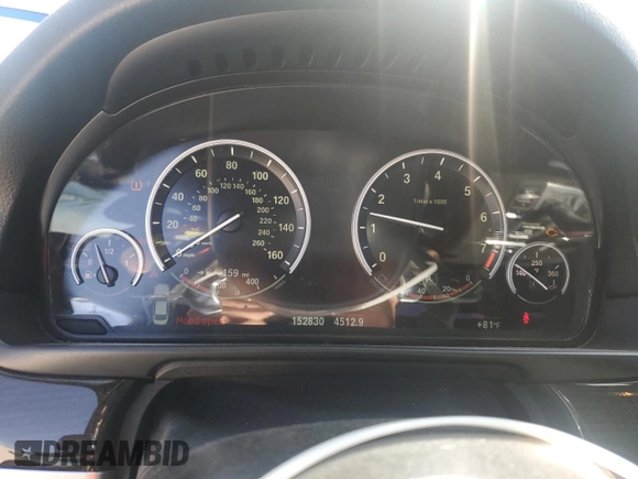 2014 BMW 5 Series 528i z VIN WBA5A5C51ED507400, wystawiony jako Copart lot #53066485 z przebiegiem 152 830 mil mil oraz Szkoda całkowita • Salvage title. Historia ofert i sprzedaży dostępna na DreamBid. Obrazek 9.