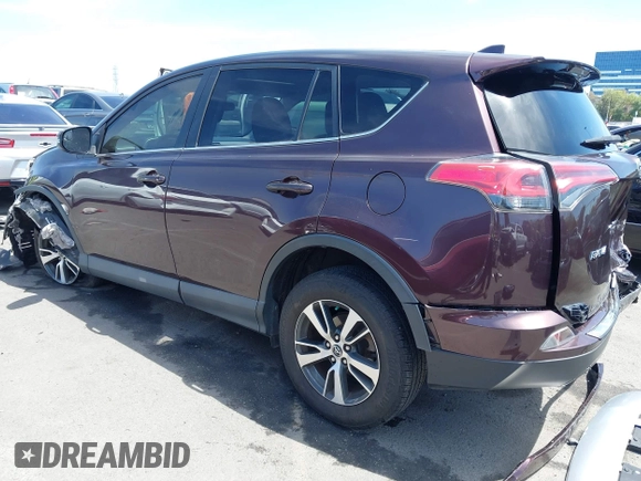 2018 Toyota RAV4 XLE z VIN 2T3WFREV2JW468231, wystawiony jako IAAI lot #42288978 z przebiegiem 109 779 mil mil oraz . Historia ofert i sprzedaży dostępna na DreamBid. Obrazek 3.