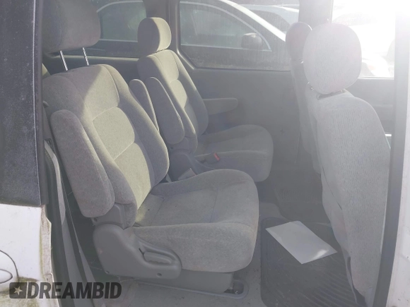 2005 Kia Sedona LX with VIN KNDUP132556755679, listed as a IAAI auction lot 41462364 with 79,031 mi miles. Bid and sale history available at carsss.com. Image 8.