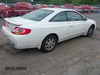 2002 Toyota Solara SE z VIN 2T1CE22P82C012944, wystawiony jako IAAI lot #42372462 z przebiegiem 220 126 mil mil oraz . Historia ofert i sprzedaży dostępna na DreamBid. Obrazek 4.