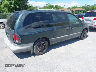 1996 Dodge Caravan SE z VIN 1B4GP44R3TB341618, wystawiony jako IAAI lot #42345759 z przebiegiem 175 722 mil mil oraz . Historia ofert i sprzedaży dostępna na DreamBid. Obrazek 4.