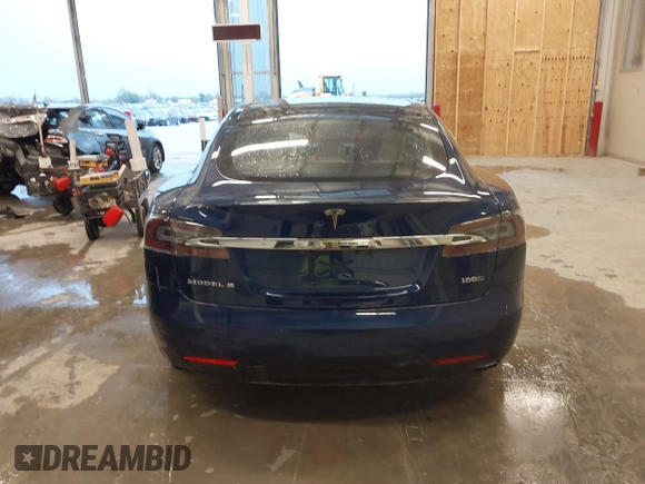 2018 Tesla Model S 75D with VIN 5YJSA1E24JF276044, listed as a IAAI auction lot 41798530 with 53,462 mi miles and . Bid and sale history available at DreamBid. Image 16.