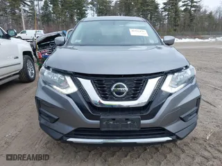 2018 Nissan Rogue SV with VIN KNMAT2MV7JP579770, listed as a IAAI auction lot 41711131 with 85,406 mi miles. Bid and sale history available at carsss.com. Image 13.