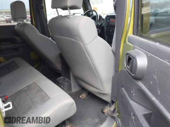 2008 Jeep Wrangler Unlimited X with VIN 1J4GA39158L529523, listed as a IAAI auction lot 41979992 with 304,641 mi miles and . Bid and sale history available at DreamBid. Image 8.