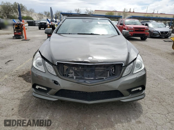 2011 Mercedes-Benz E 550 with VIN WDDKK7CF8BF044202, listed as a Copart auction lot 53294825 with 112,439 mi miles and Salvage title. Bid and sale history available at DreamBid. Image 5.